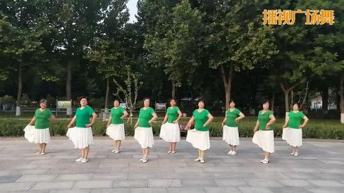 高碑店市马老师广场舞《兰花花我的姐姐》