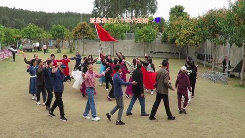 广西来宾（平塘中小学的追忆）聚会活动视频（年轻的朋友来相会）