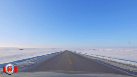 大雪纷飞的场景《电影插曲-绒花》往日时光