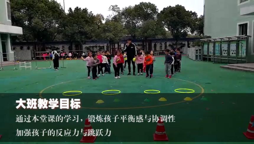 幼儿足球运动如何普及？幼儿如何学习足球？