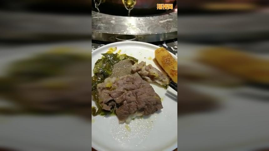 冬天来吃火锅，安排羊莊胡同酸菜铜锅涮羊肉