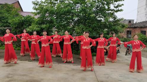 江西樟树香格里拉舞蹈队团队演示