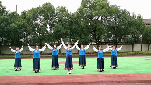 湖笔文化广场舞队学跳西湖莉莉老师舞蹈《青藏女孩》