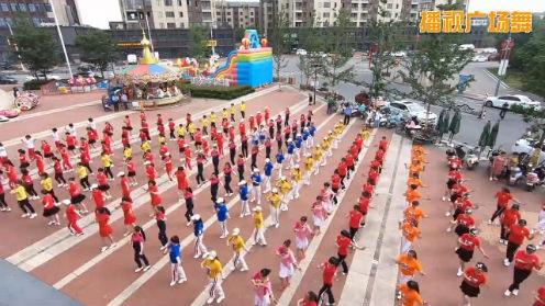 连姐广场舞：《6月9曰湖州姐妹联谊会共跳茉莉老师的山水唱情歌