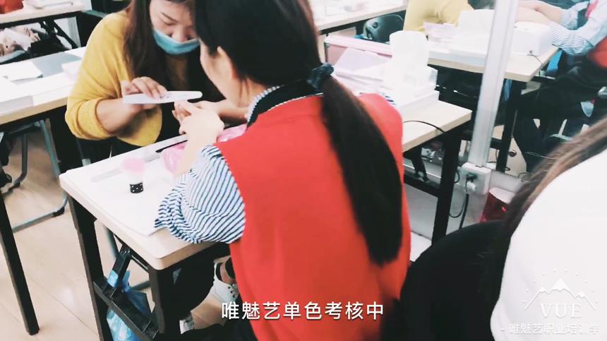 宁波化妆培训机构，宁波学化妆一般学费多少