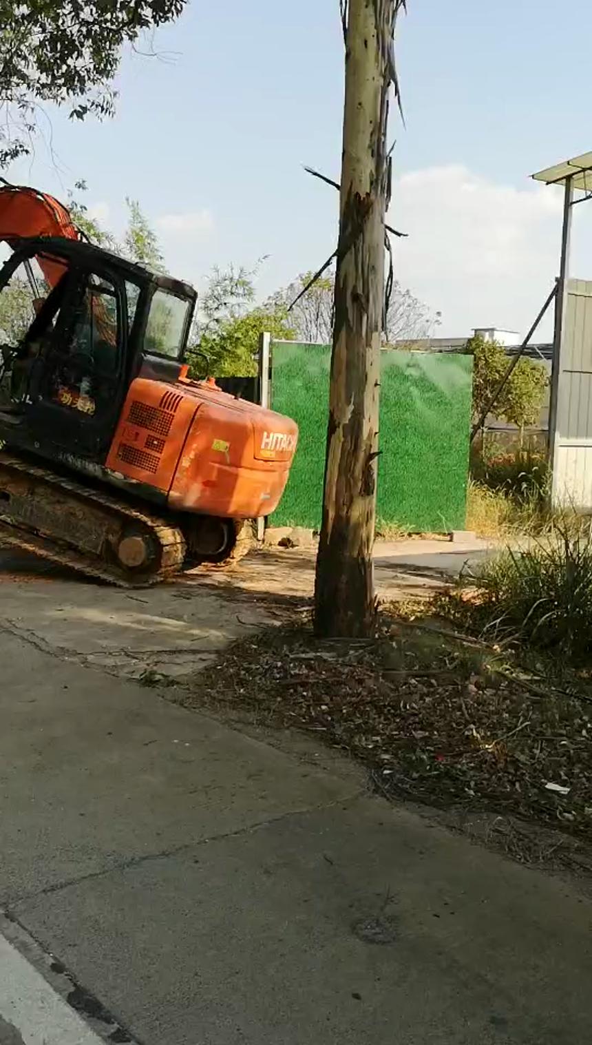 湖南学挖掘机，挖机技能培训找安建挖掘机培训学校