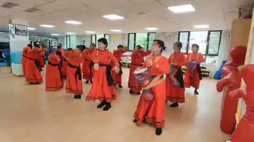 永定社区舞蹈队《站在草原望北京》
